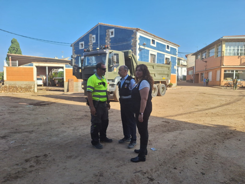 El delegado del Gobierno, Fernando Beltrán, visitado alguna de las zonas afectadas.