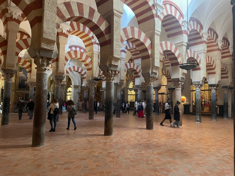 Interior de la Mezquita-Catedral de Córdoba
