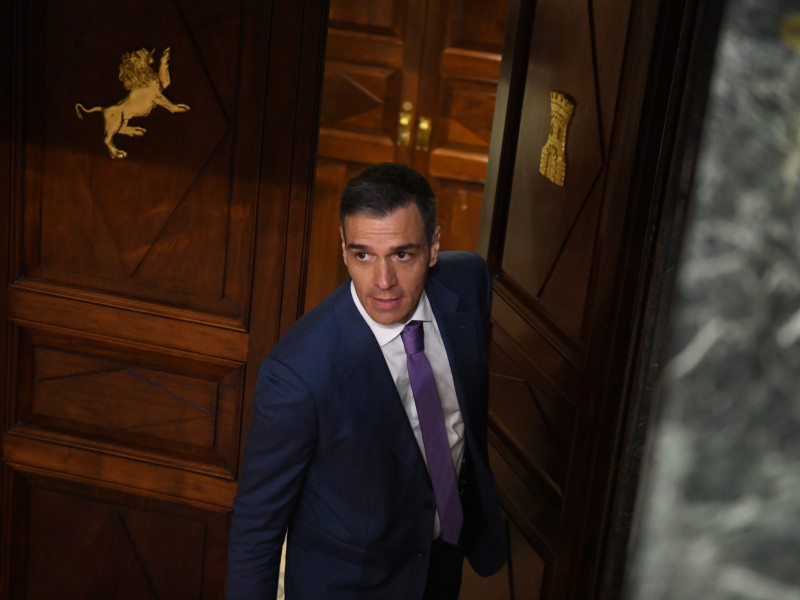 ¿Cómo cree que afectarán a Pedro Sánchez las crisis abiertas por presunta corrupción?