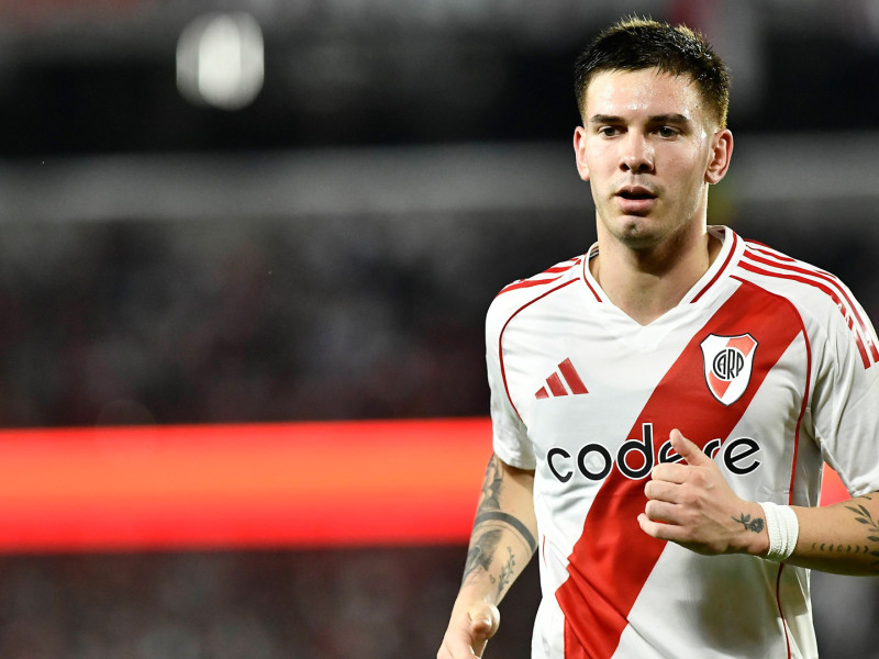 Franco Mastantuono, durante un partido de River Plate
