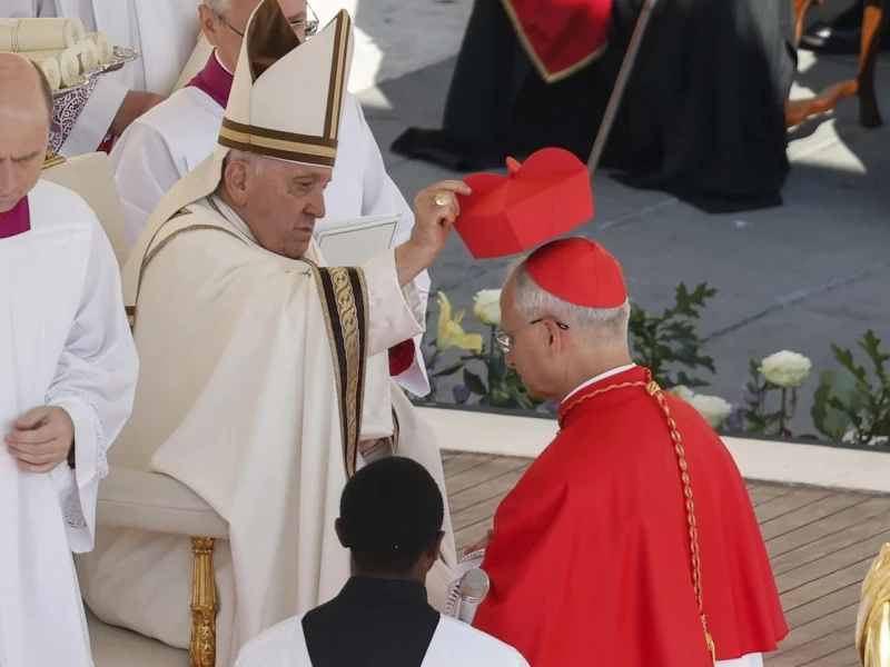 Robert Prevost es nombrado cardenal por Francisco