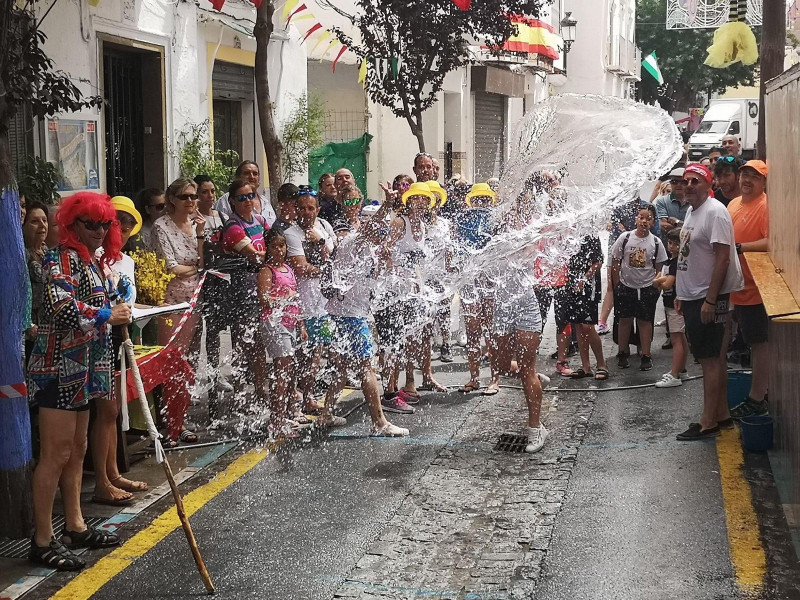 https://www.lanjaron.es/todo-listo-para-vivir-la-magia-de-san-juan-en-lanjaron-del-20-al-24-de-junio/