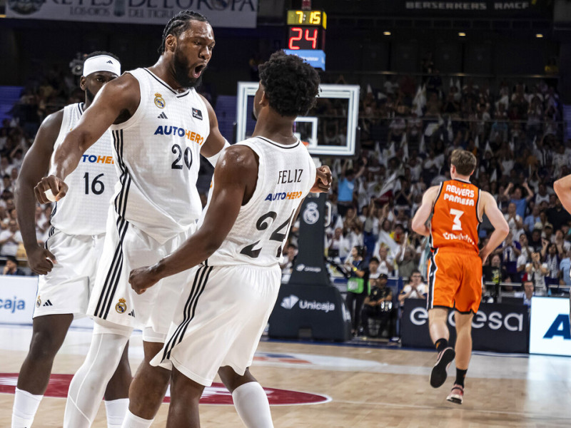 Andrés Feliz fue el MVP del primer partido de la final y ganó el duelo con su amigo Montero