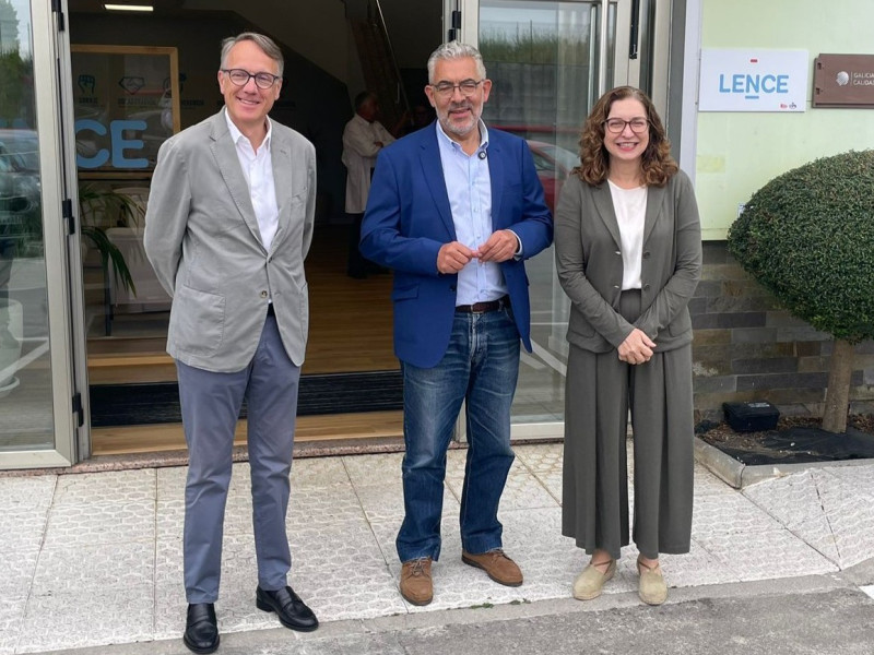 Carmen Lence recibió al alcalde en la sede de la compañía