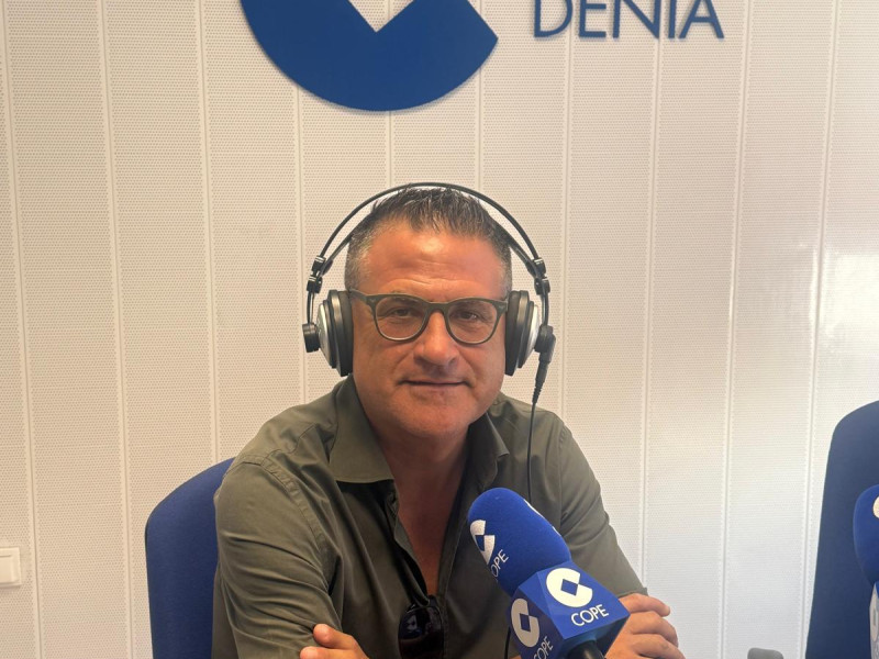 José Ramón González de Zárate, president del Consorci Mare, visita COPE Dénia Marina Alta