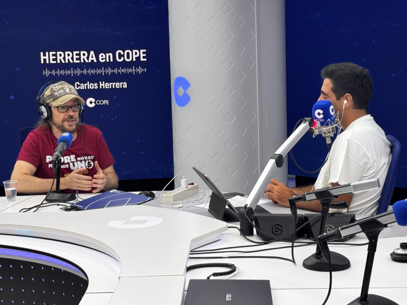Santiago Segura junto a Alberto Herrera