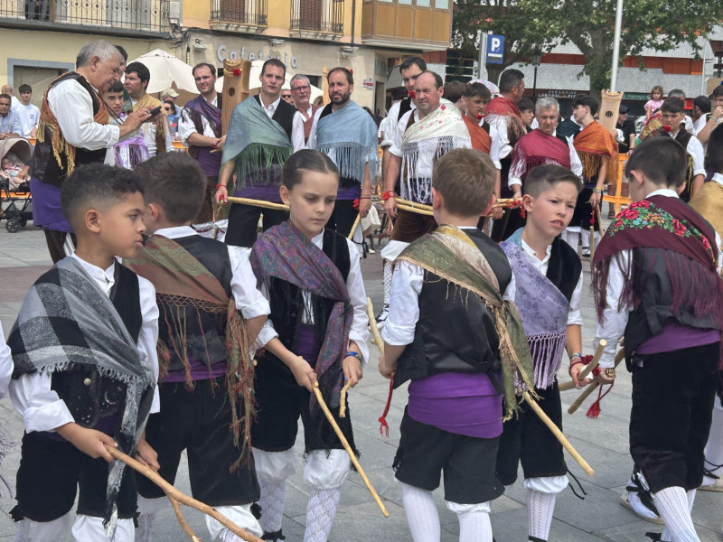 Los Repatanes en la plaza Biscós