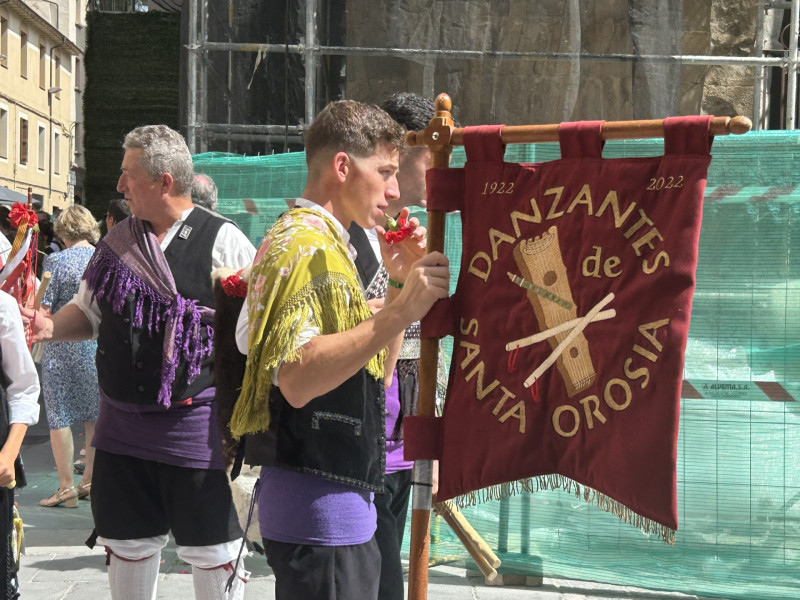 Danzantes de Santa Orosia