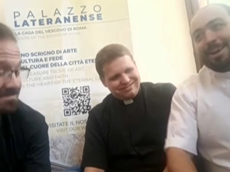 Tres de los sacerdotes que han estado en Roma