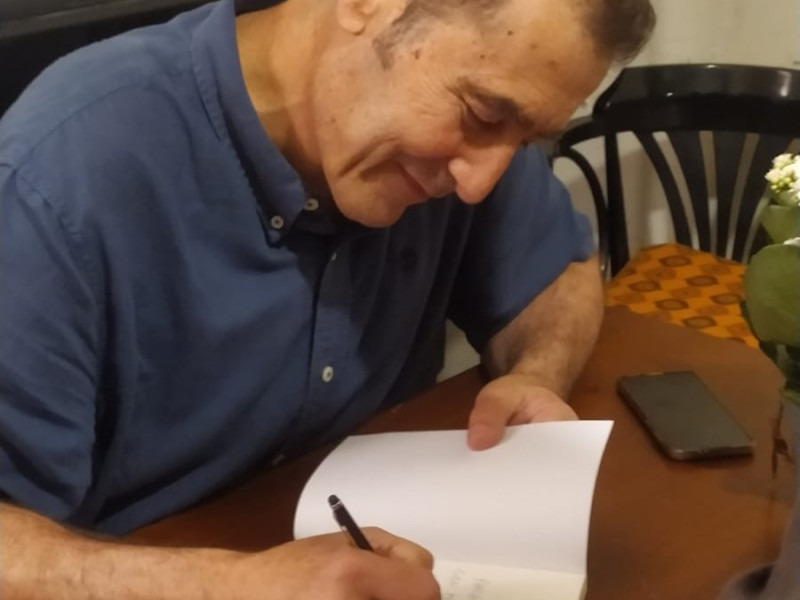 Miguel ha superado la leucemia gracias a un trasplante de médula y ahora quiere ayudar a quienes están en esa situación: "Quimera"