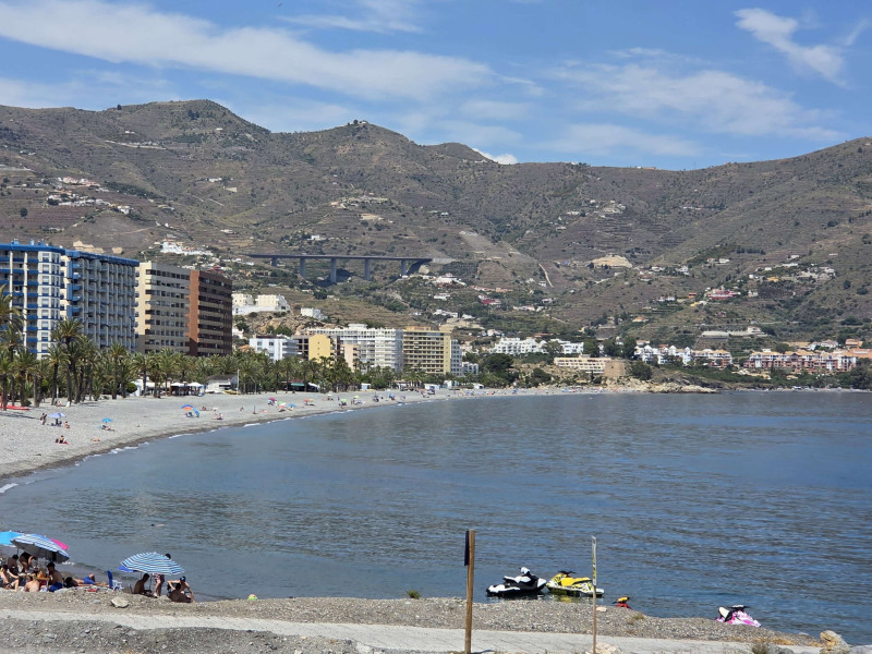 Llega el verano y los apagones en Almuñécar
