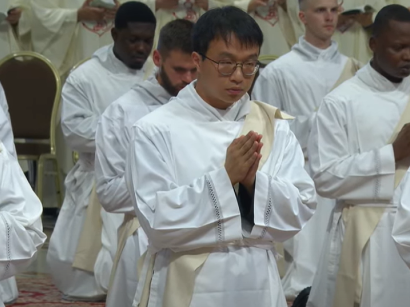 La nueva ordenación de los obispos en San Pedro, el Vaticano