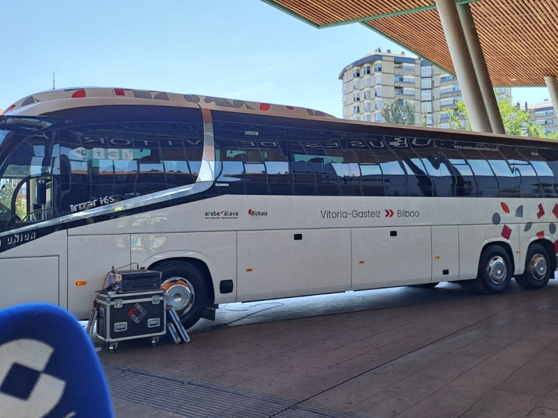 Autobús de 15 metros