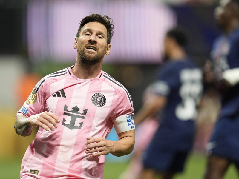 Messi se lamenta durante el PSG - Inter Miami