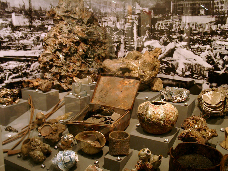 Museo del monumento funerario en memoria de las víctimas de la bomba atómica en Hiroshima, Parque de la Paz