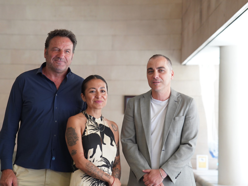 Jesús Gericó, alcalde Sallent; Amalia Ortiz, directora del festival y el diputado Carlos_Samperiz.jpeg