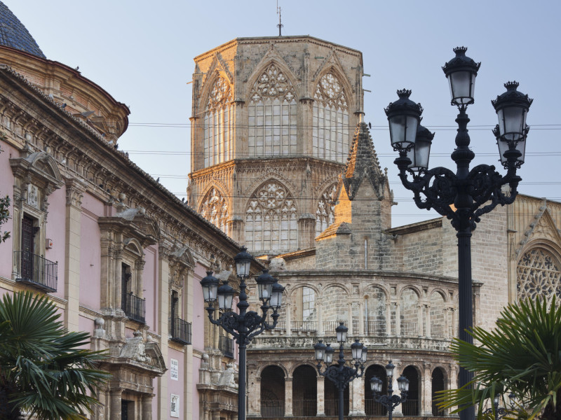 Valencia, plaza de la Virgen, Catedral de Santa María de Valencia