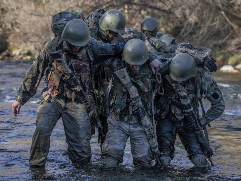 30 soldados se gradúan en Operaciones Especiales del Ejército de Tierra en Jaca