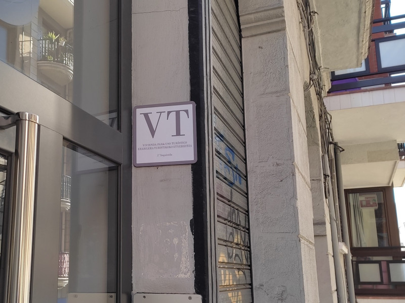 Moratoria total: sin permisos para pisos turísticos, ni sueltos ni en bloque