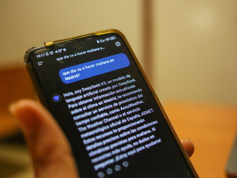 La pantalla principal del chat con inteligencia artificial durante Deepseek, el asistente de inteligencia artificial chino que ha destronado a Chatgpt