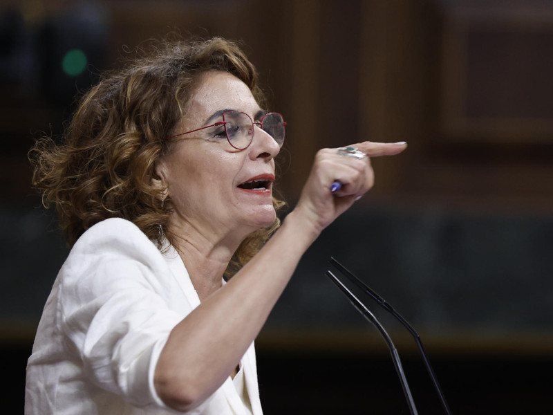 La vicepresidenta primera del Gobierno y ministra de Hacienda y Función Pública, María Jesús Montero