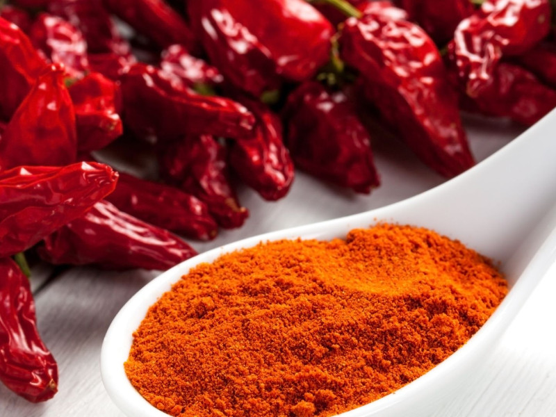 El pimentón extremeño: sabor, salud y tradición en polvo rojo