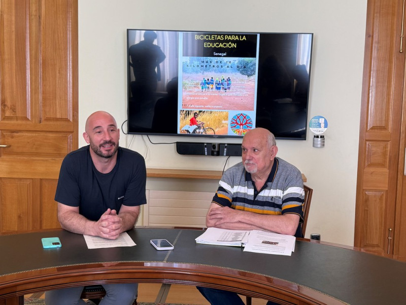 Presentación de la campaña en el Ayuntamiento de Eibar