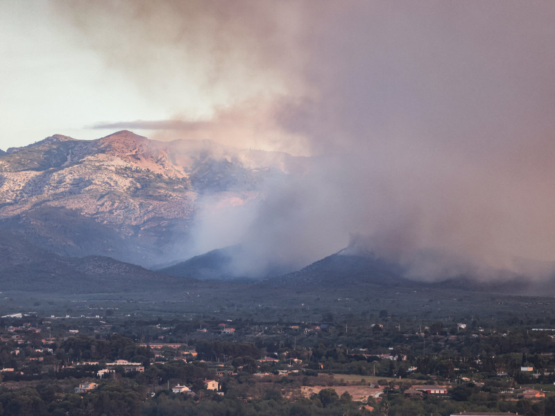 Imagen general del incendio de Paüls
