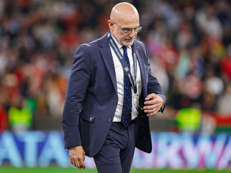Luis de la Fuente, entrenador de España, durante la final de la UEFA Nations League 2025 entre Portugal y España en el Munich Football Arena de Múnich.