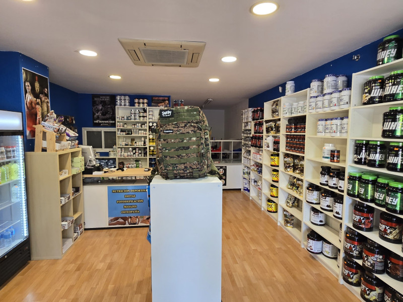 Misterfitness  Vía Univérsitas, 46, Delicias, 50017 Zaragoza, Tienda de suplementación y vitaminas