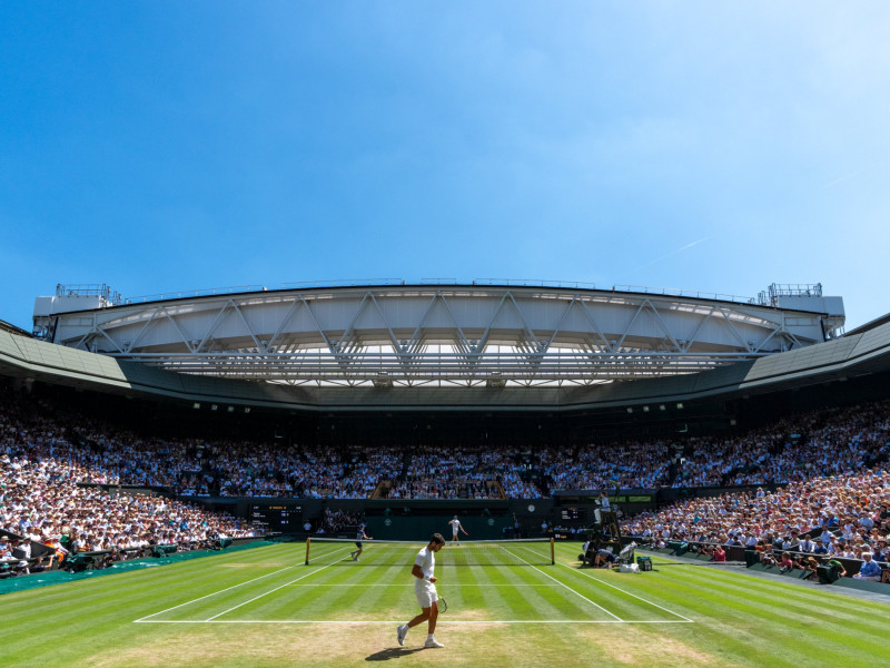 La central se llenó para ver jugar al doble campeón de Wimbledon ante Fritz.