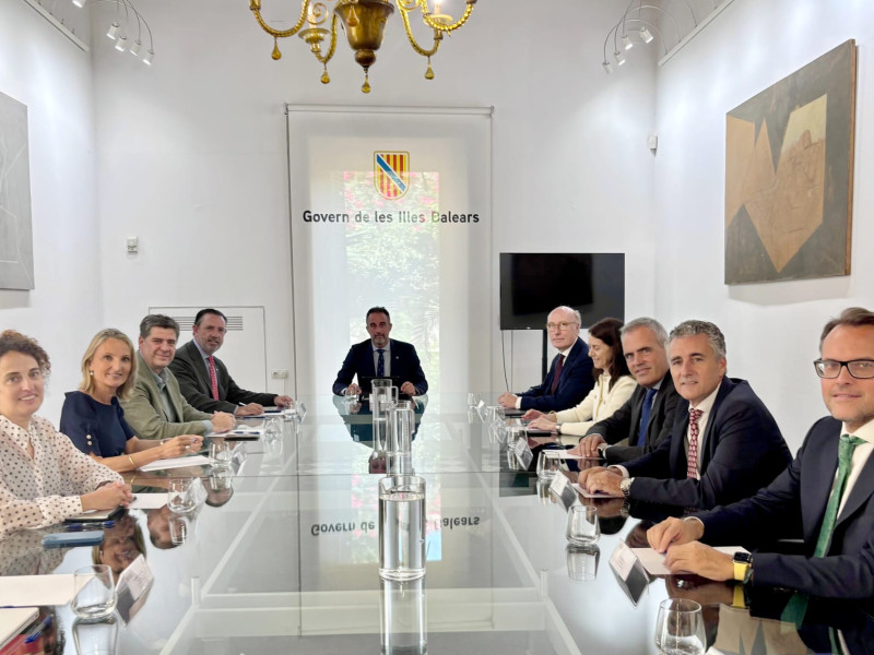 Reunión Govern y AENA