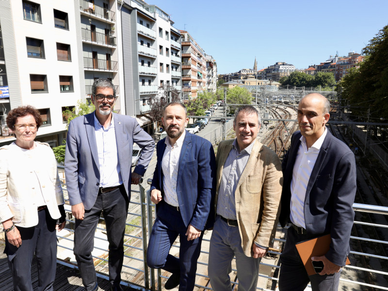 Presentación de las propuestas arquitectónicas para la operación "Playa de Vías"