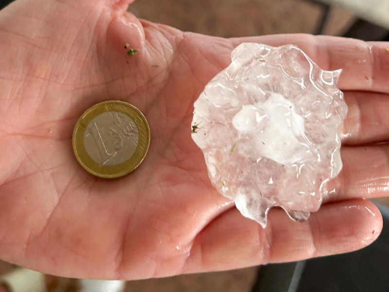 Granizo de grandes dimensiones en el sur de Castellón