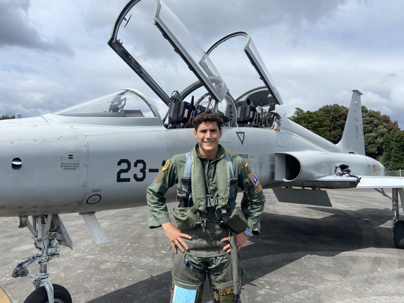 El piloto del F-5