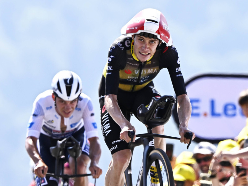 Vingegaard, doblando a Evenepoel en la cronoescalada
