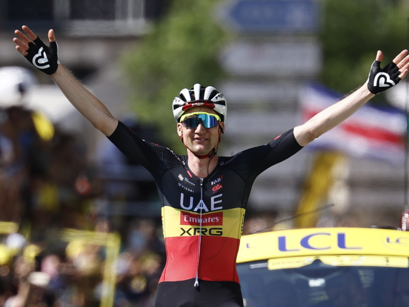 Tim Wellens celebrando su victoria en el Tour de Francia