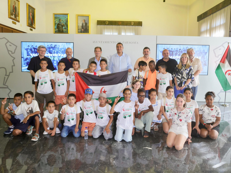 Imagen de grupo de los menores saharauis