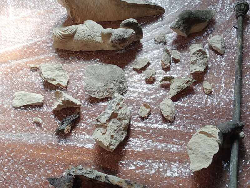 Fragmentos de la imagen de San Roque
