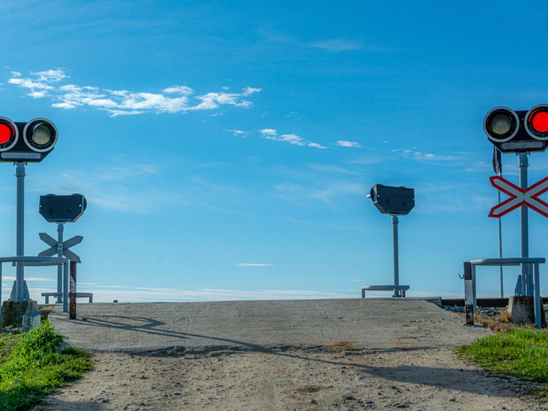 Semáforos en cruce de vías