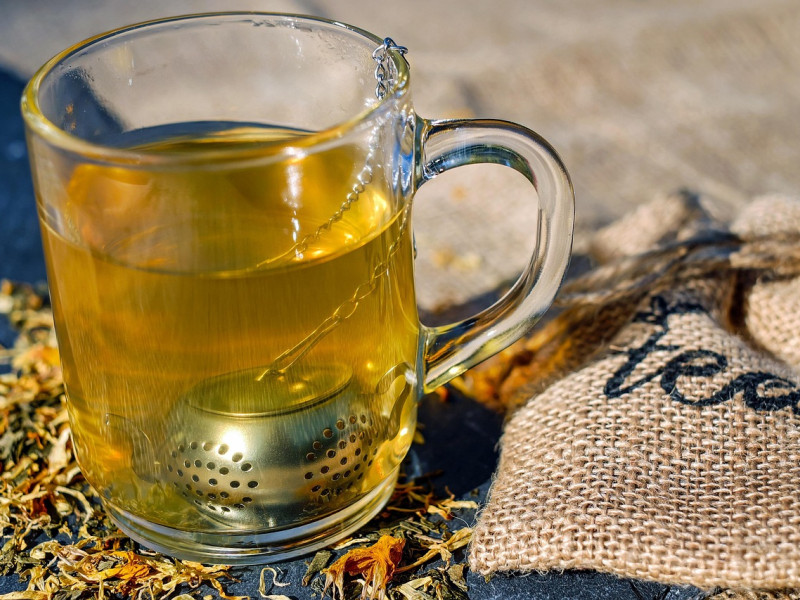 Cinco trucos infalibles para preparar el té perfecto y sorprender este verano