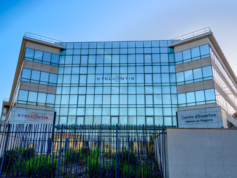 Sede de Stellantis en Poissy, Francia