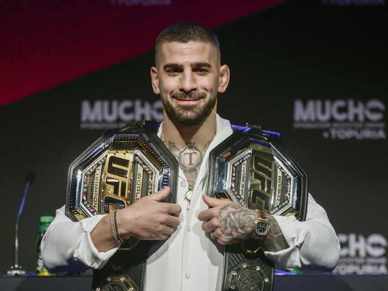 Ilia Topuria despues de su pelea contra Charles Oliveira