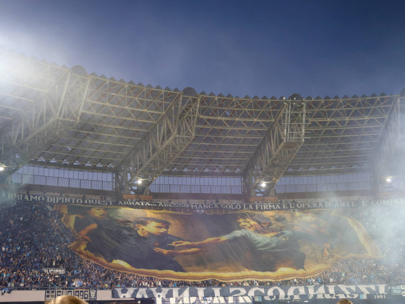 Tifo desplegado en el Estadio Diego Armando Maradona