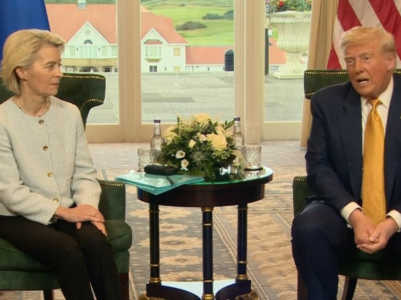 Ursula von der Leyen y Donald Trump en Turnberry (Escocia)REMITIDA / HANDOUT por COMISIÓN EUROPEAFotografía remitida a medios de comunicación exclusivamente para ilustrar la noticia a la que hace referencia la imagen, y citando la procedencia de la imagen en la firma27/7/2025