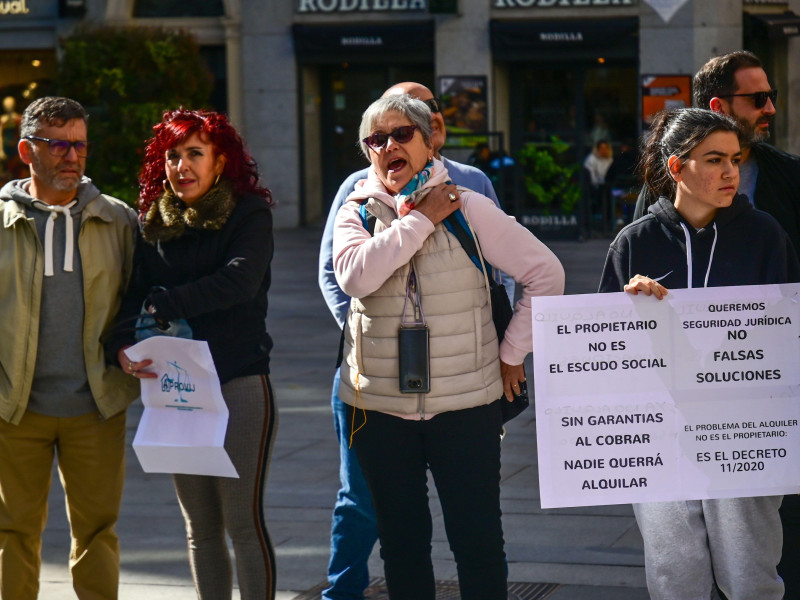 Manifestación en contra de la okupación