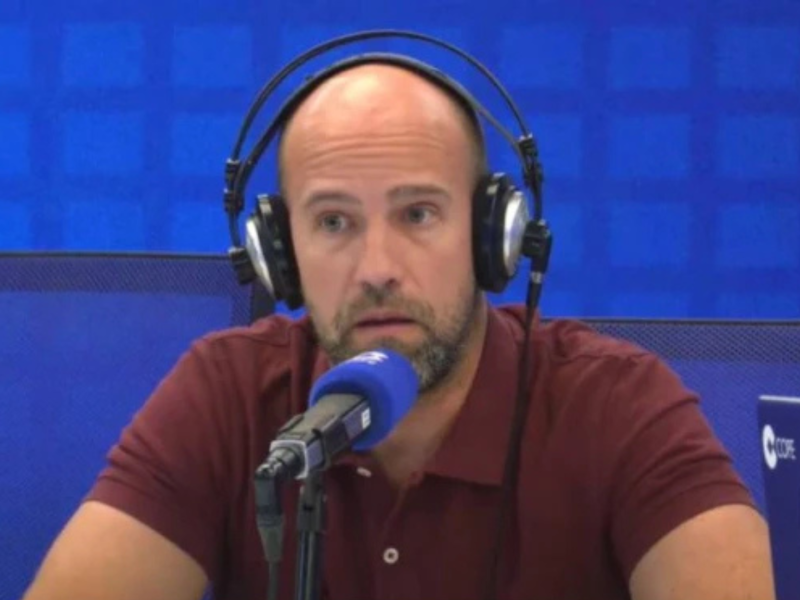 Gonzalo Miró en el estudio de COPE