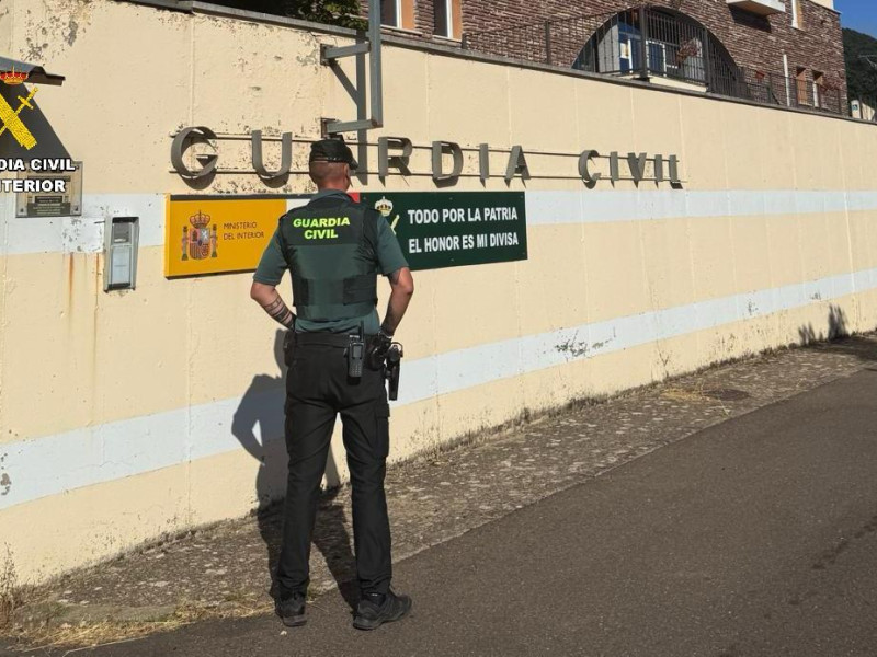 Detenido en Barruelo de Santullán un hombre de 30 años por agredir a dos personas durante una pelea en plena calle