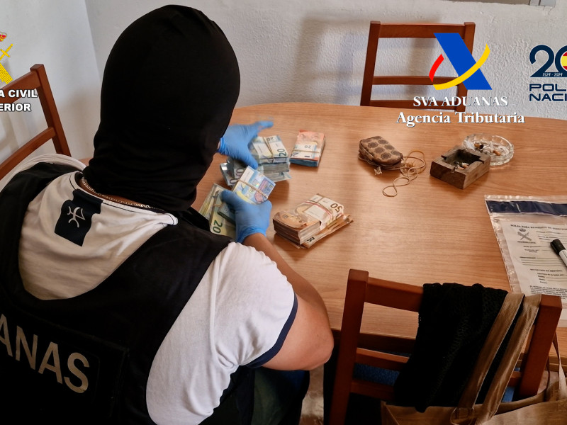 6 detenidos por tráfico de droga y petaqueo en la Costa Tropical de Granada