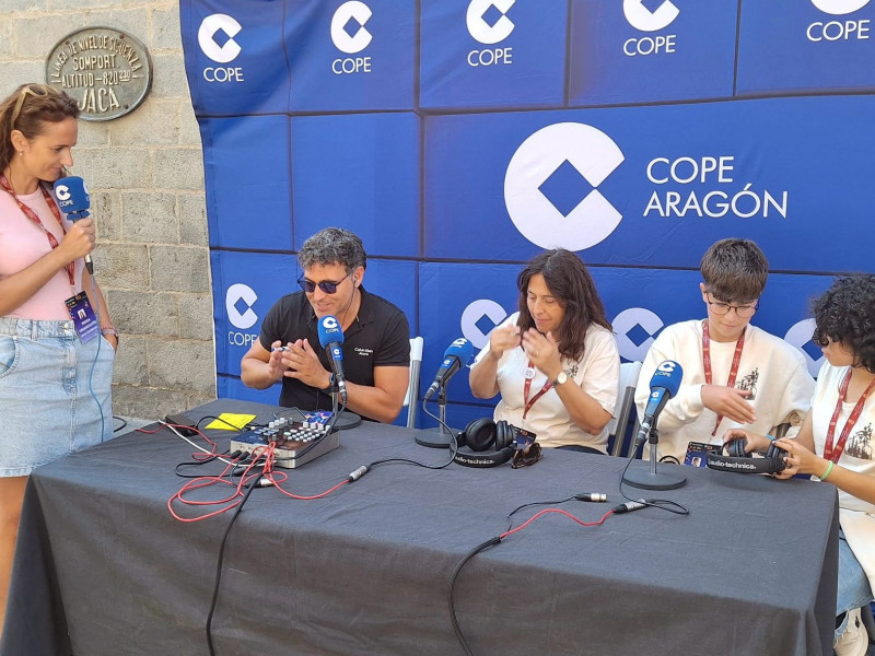 El festival cuenta con unos 200 voluntarios de todas las edades